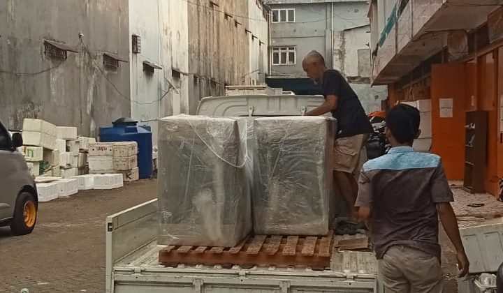 Pengiriman Kursi Sofa Makassar Mambi kabupaten Mamasa 19 Juli 2022