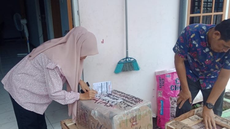 Pengiriman Kosmetik dari Makassar ke Banjarmasin 04 Oktober 2022