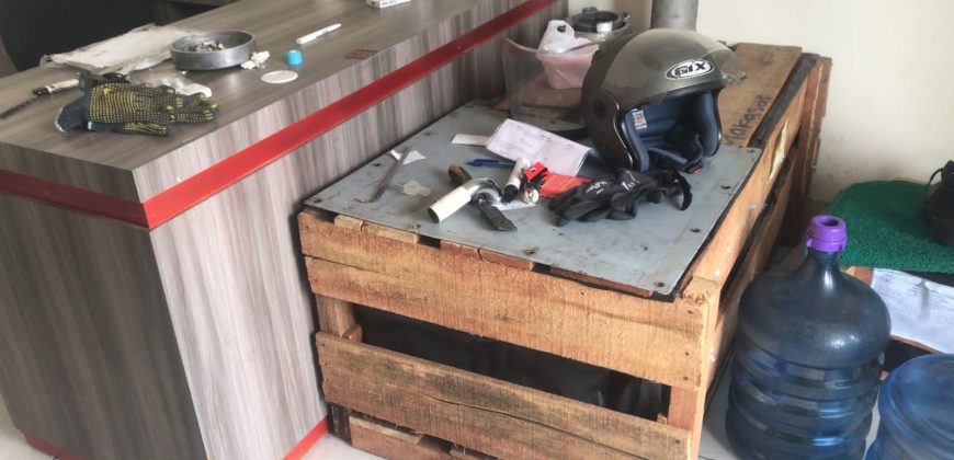 Pengiriman Peralatan Kerja dari Makassar ke Jakarta 05 November 2022